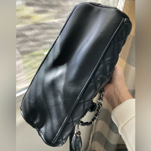 Steve Madden Quilted Convertible Bag - Black with Gunmetal Accents - y2k vintage - Picture 8 of 13